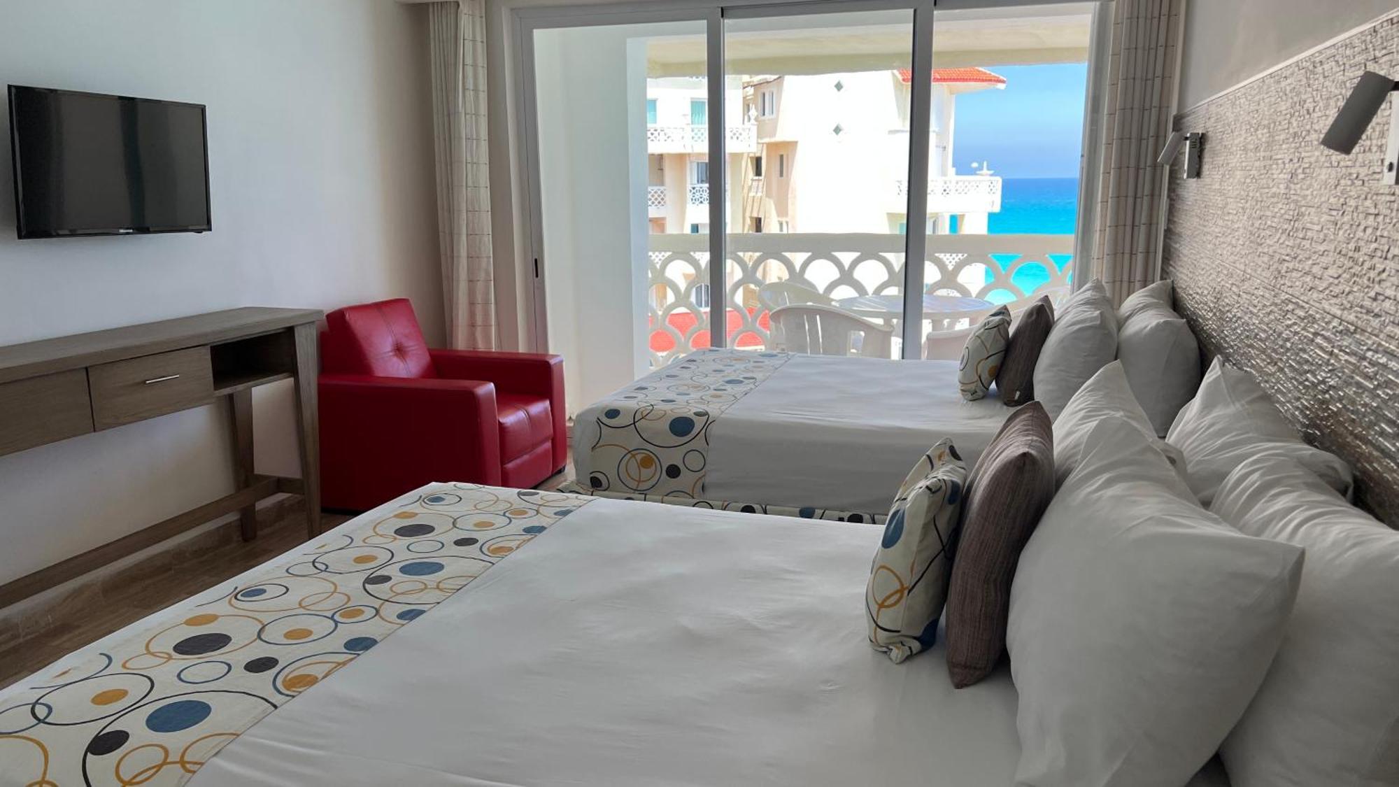 Beachside Apartments كانكون المظهر الخارجي الصورة