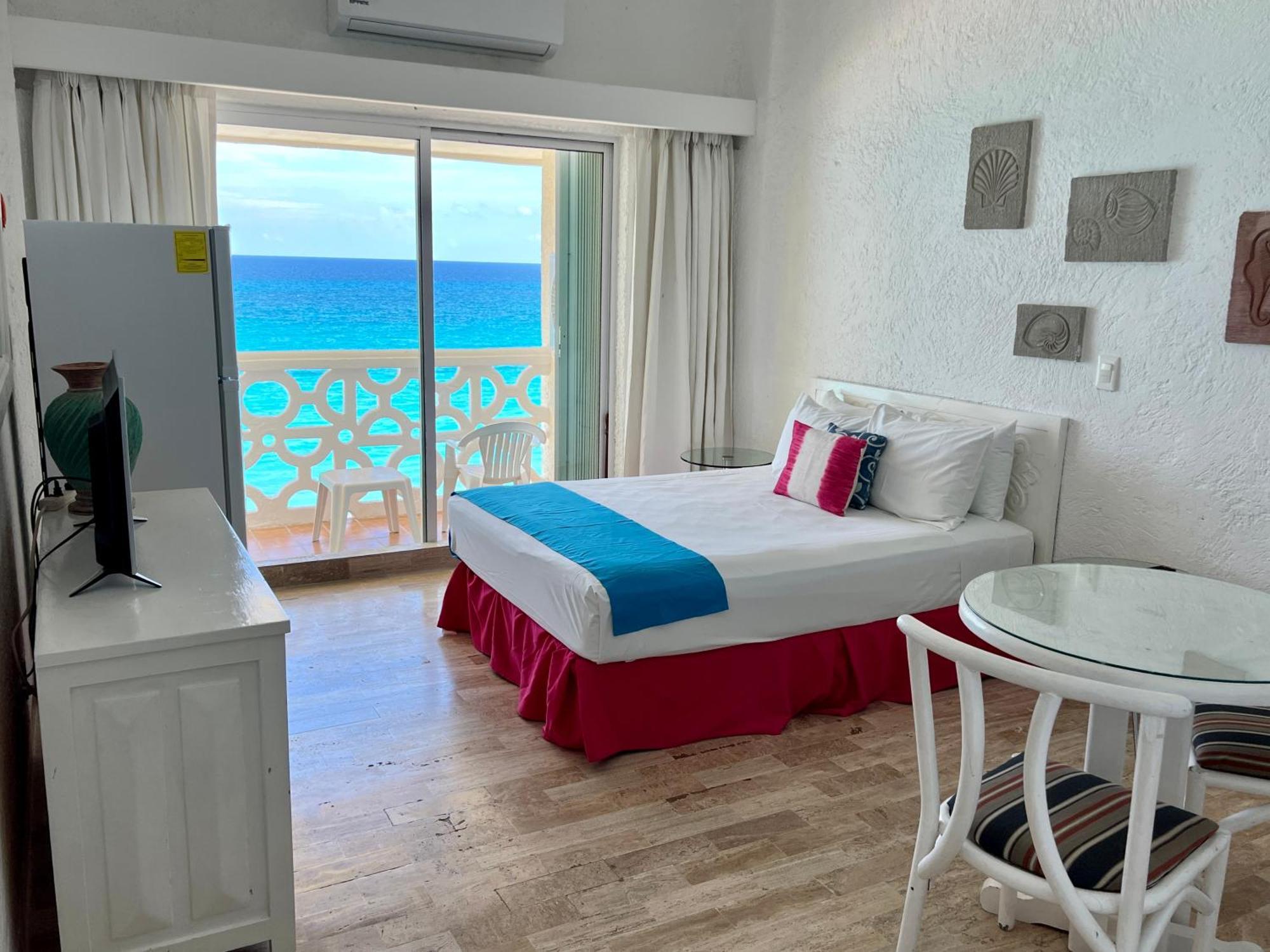 Beachside Apartments كانكون المظهر الخارجي الصورة