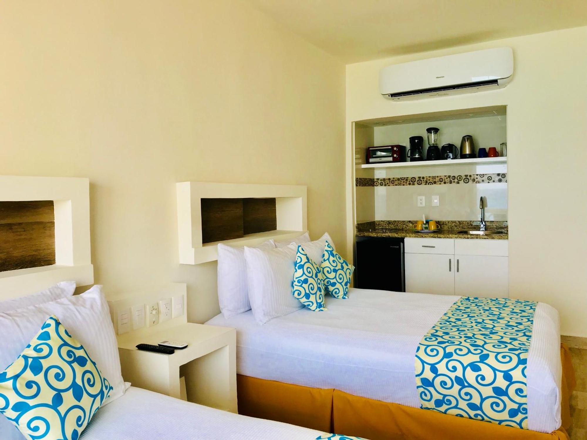 Beachside Apartments كانكون المظهر الخارجي الصورة