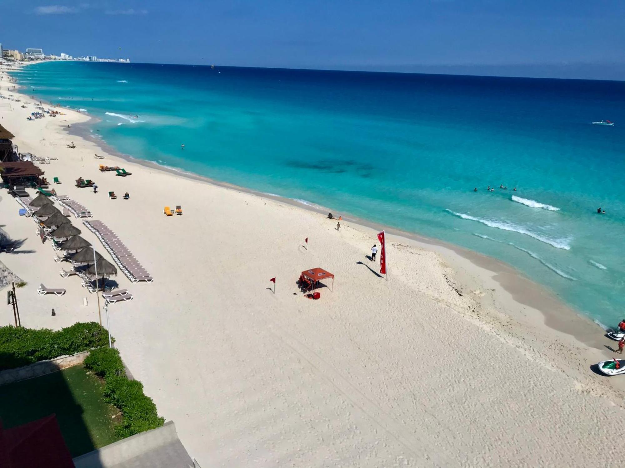 Beachside Apartments كانكون المظهر الخارجي الصورة