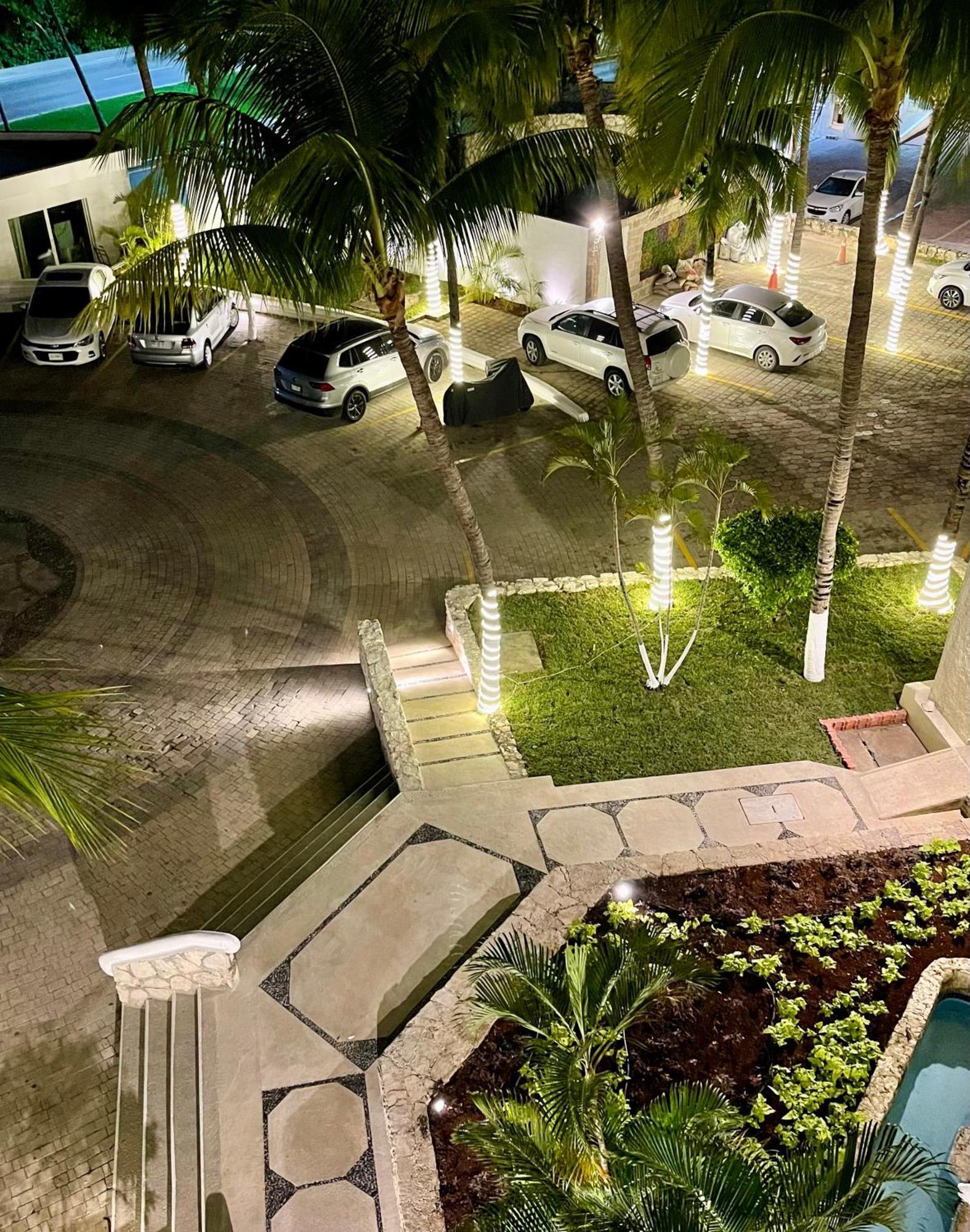 Beachside Apartments كانكون المظهر الخارجي الصورة